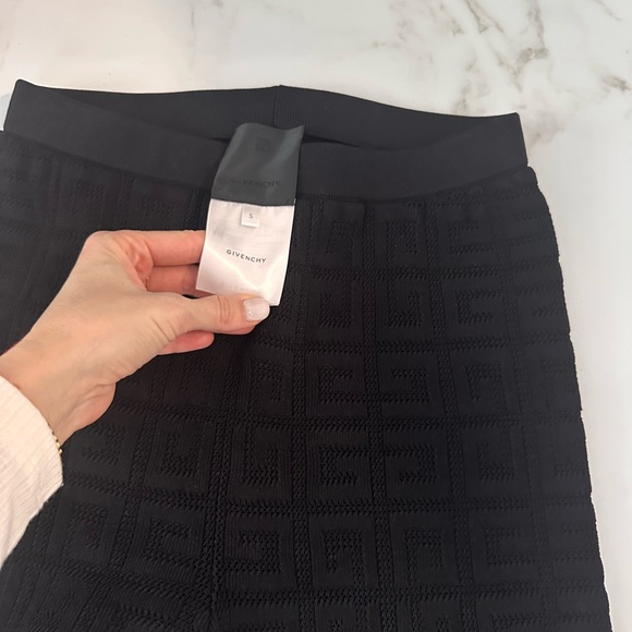 Givenchy Small 4G Jacquard Stretch Monogram All Over Legging in Black - Picture 4 of 8